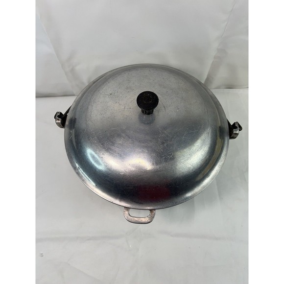 Vintage Majestic Cookware Aluminum Dutch‎ Oven Kettle With Lid 5 Quart w/Handle - Picture 2 of 9